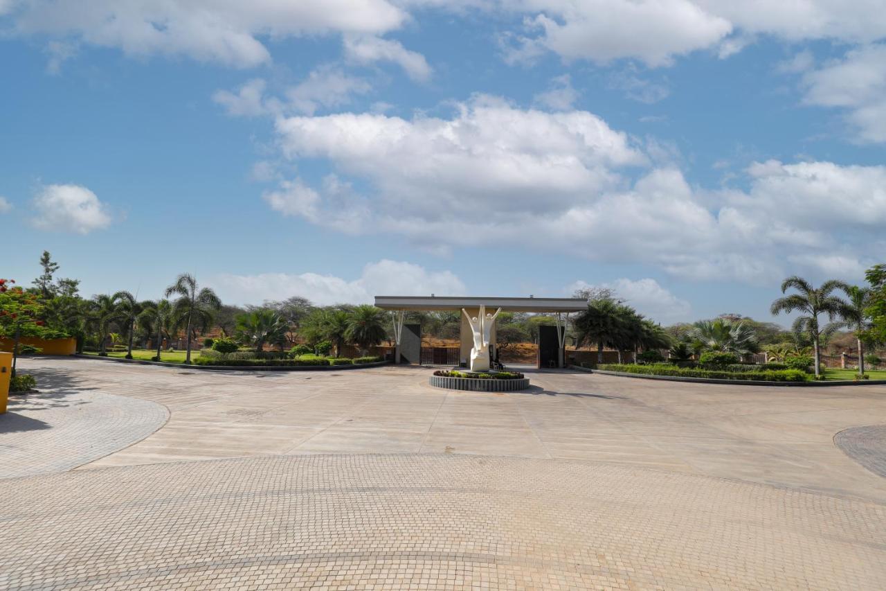 Отель Club Heaven Palanpur Экстерьер фото