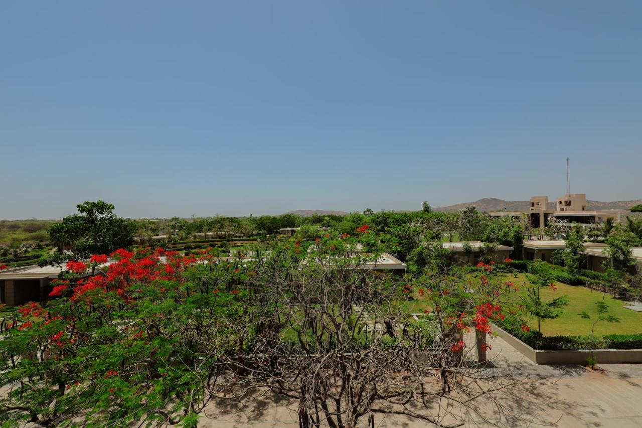 Отель Club Heaven Palanpur Экстерьер фото